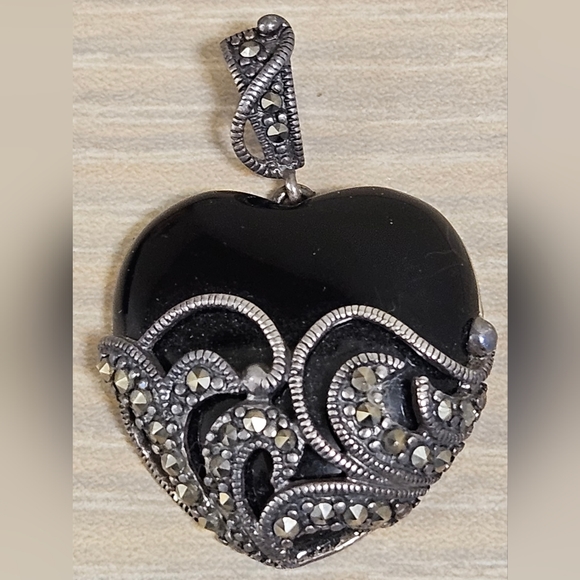 Onyx & Marcasite 3D Heart 925 Sterling Silver Pendant $245 - Picture 12 of 14